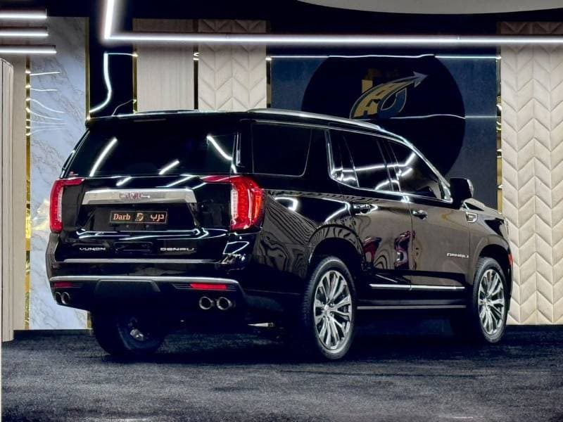 2022 GMC Yukon DENALI thumbnail 4