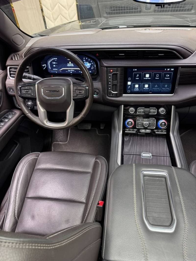 2022 GMC Yukon DENALI thumbnail 8