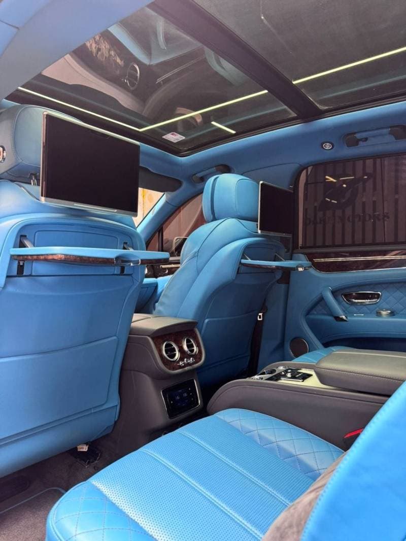 2018 Bentley Bentayga MULLINER thumbnail 7