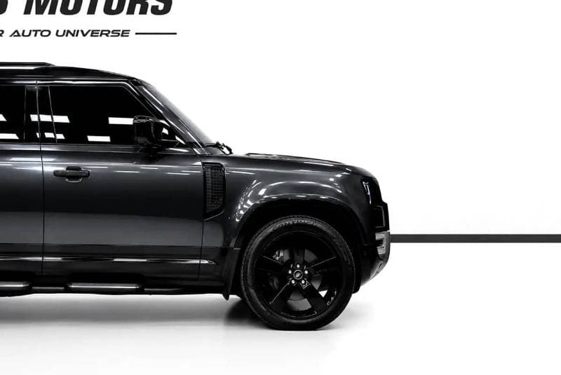 2025 Land Rover Defender 110 X DYNAMIC HSE P400 thumbnail 4