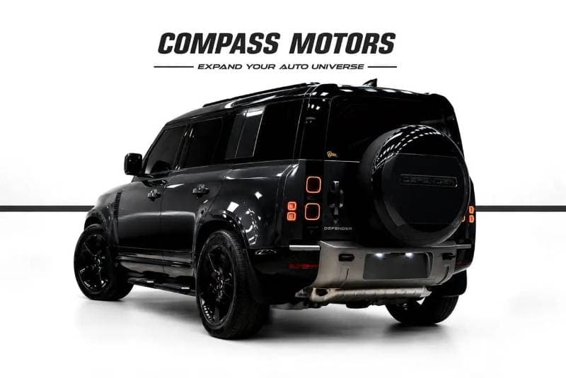 2025 Land Rover Defender 110 X DYNAMIC HSE P400 thumbnail 2
