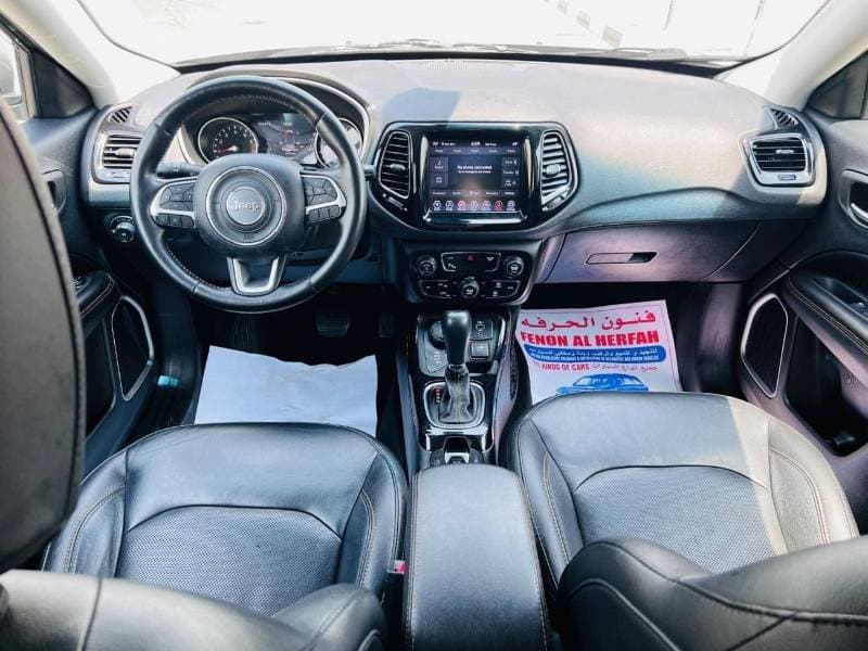 2019 Jeep Compass LIMITED thumbnail 4