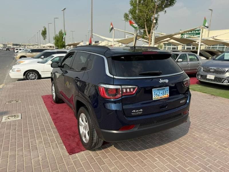 2019 Jeep Compass LIMITED thumbnail 4