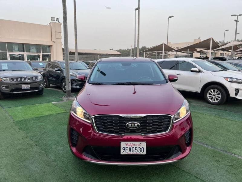 2019 Kia Sorento LX thumbnail 2