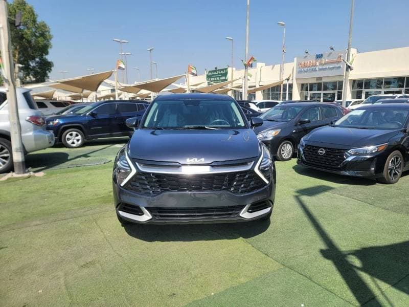 2024 Kia Sportage STANDARD thumbnail 2