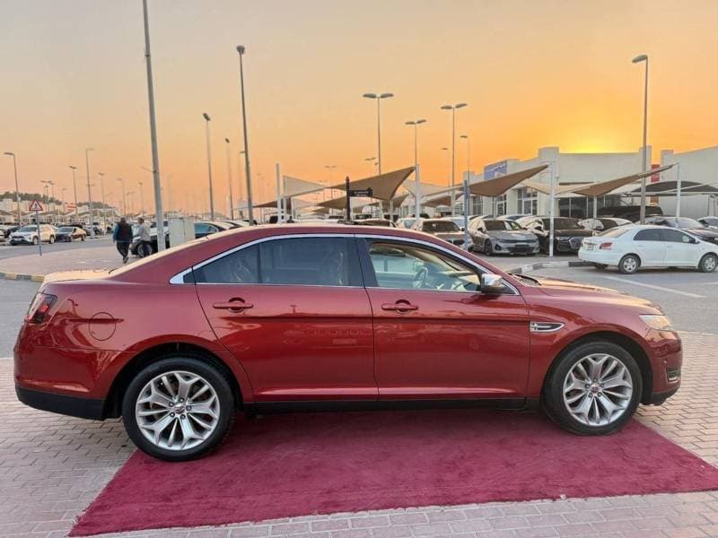 2014 Ford Taurus LTD thumbnail 4