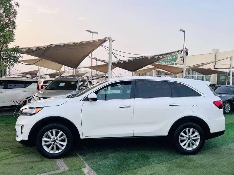 2019 Kia Sorento LX thumbnail 3