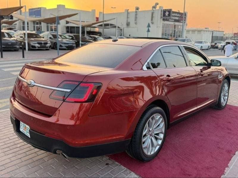 2014 Ford Taurus LTD thumbnail 5