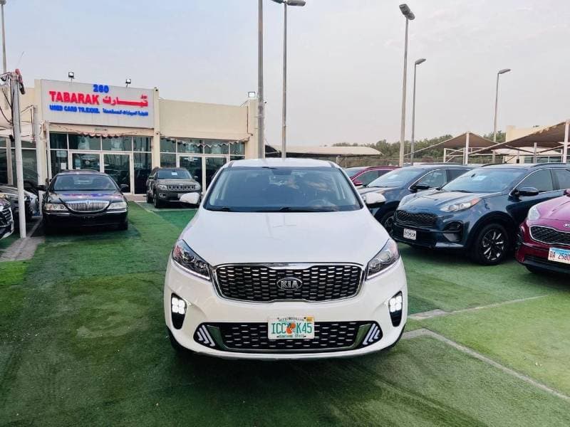 2019 Kia Sorento LX thumbnail 2
