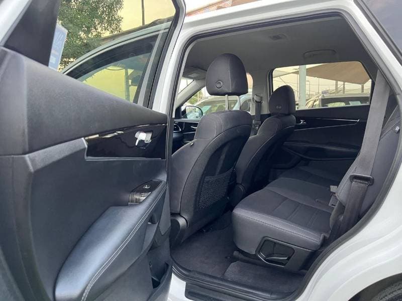 2019 Kia Sorento LX thumbnail 8