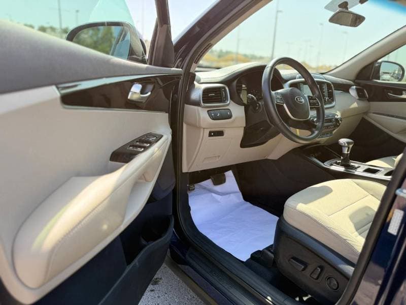 2020 Kia Sorento EX DLX thumbnail 8