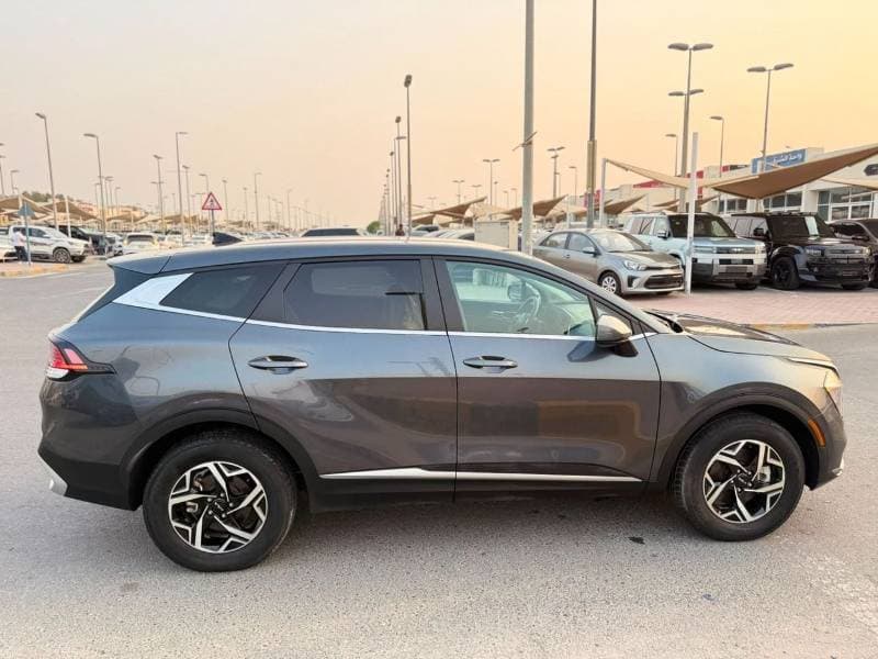 2023 Kia Sportage LX thumbnail 7