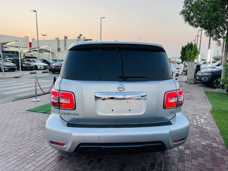 2019 Nissan Armada SL thumbnail 5