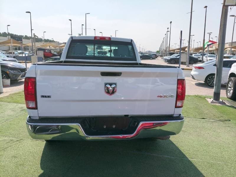2020 RAM 1500 SLT thumbnail 7