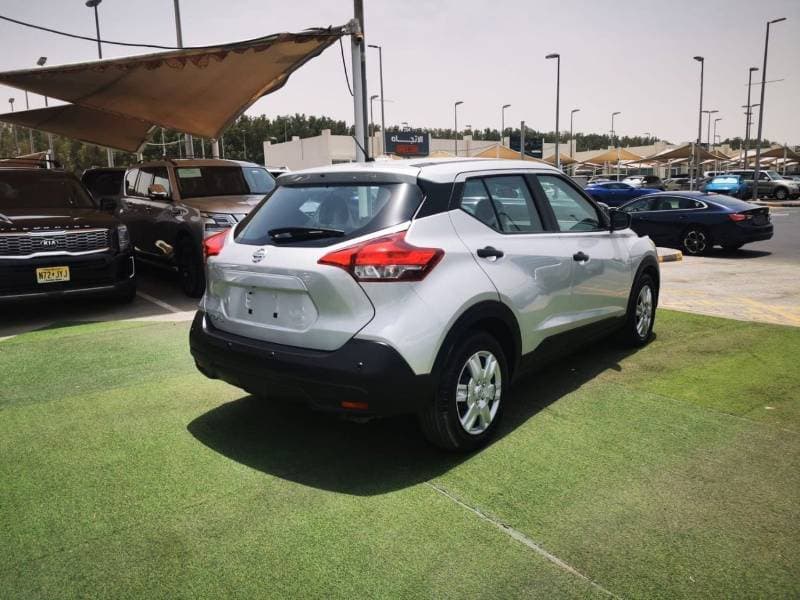 2020 Nissan Kicks S thumbnail 8