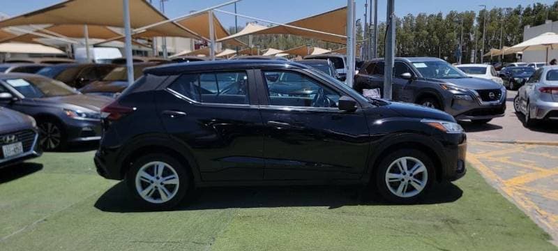 2021 Nissan Kicks SV thumbnail 6