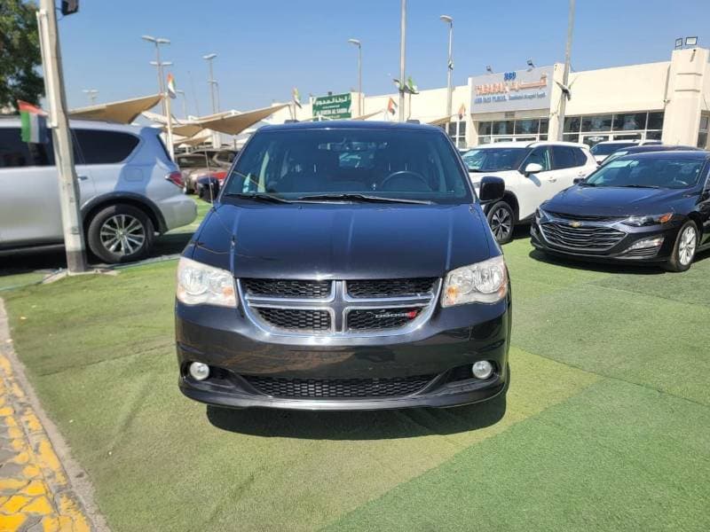 2017 Dodge Grand Caravan SE thumbnail 3