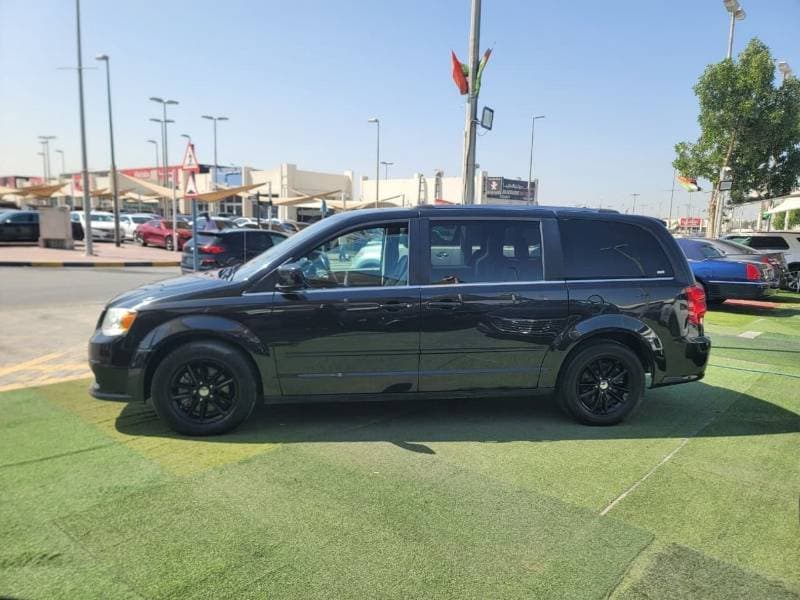 2017 Dodge Grand Caravan SE thumbnail 8