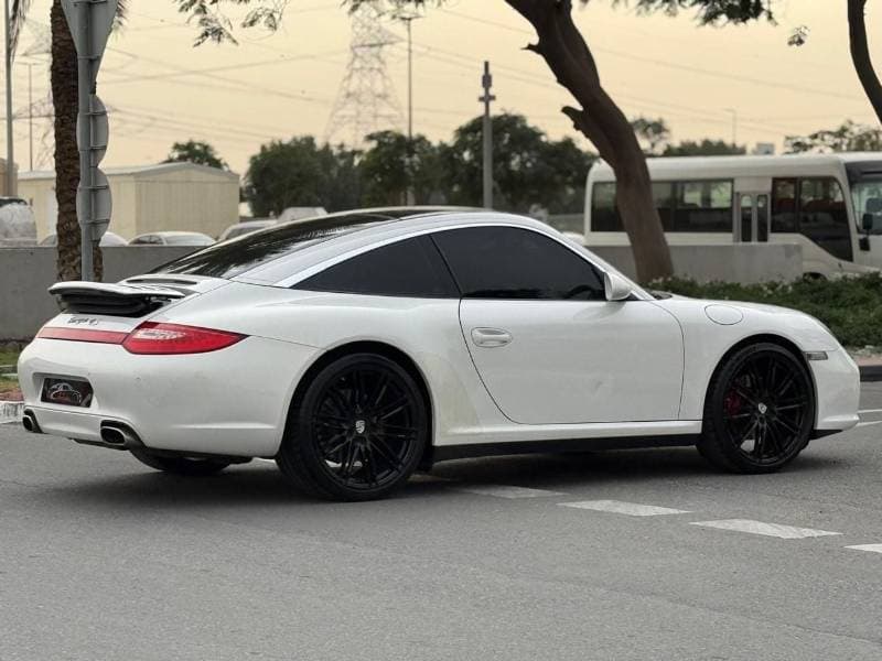 2010 Porsche 911 TARGA 4 thumbnail 5