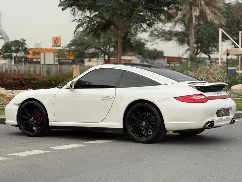 2010 Porsche 911 TARGA 4 thumbnail 4