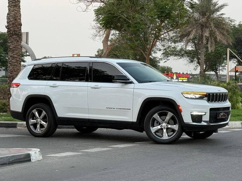 2022 Jeep Grand Cherokee LIMITED PLUS thumbnail 2
