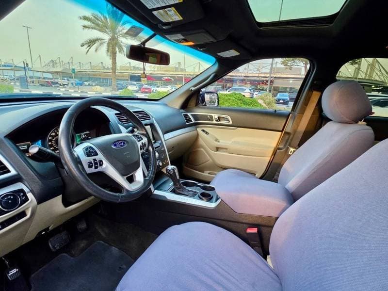 2015 Ford Explorer XLT thumbnail 8