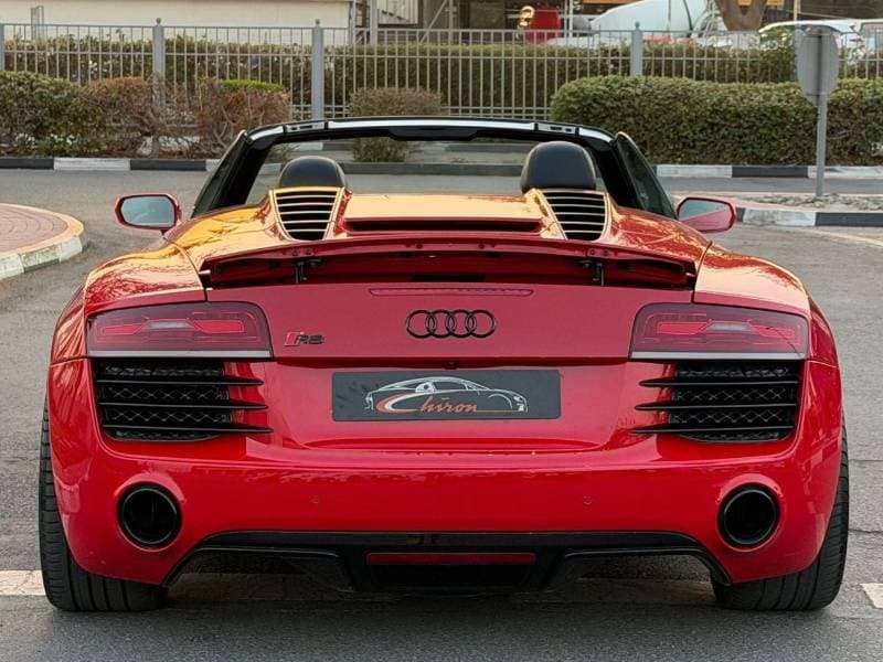2016 Audi R8 Spyder FSI thumbnail 8