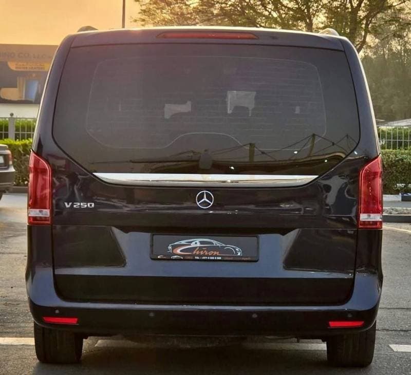 2020 Mercedes Benz V 250 AVANTGARDE LWB thumbnail 4