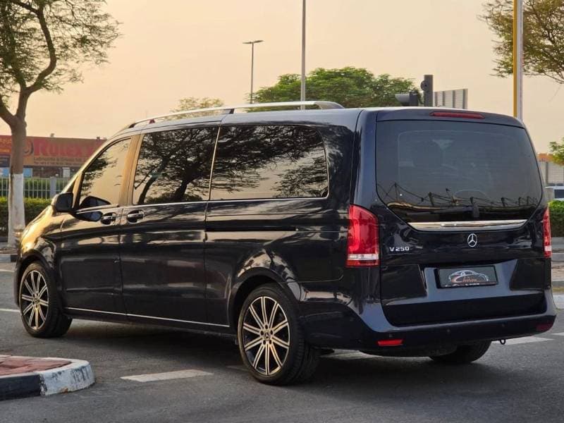 2020 Mercedes Benz V 250 AVANTGARDE LWB thumbnail 3