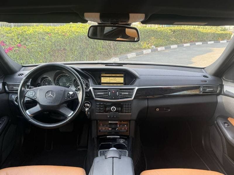 2010 Mercedes Benz E300 AVANTGARDE SPORT thumbnail 7