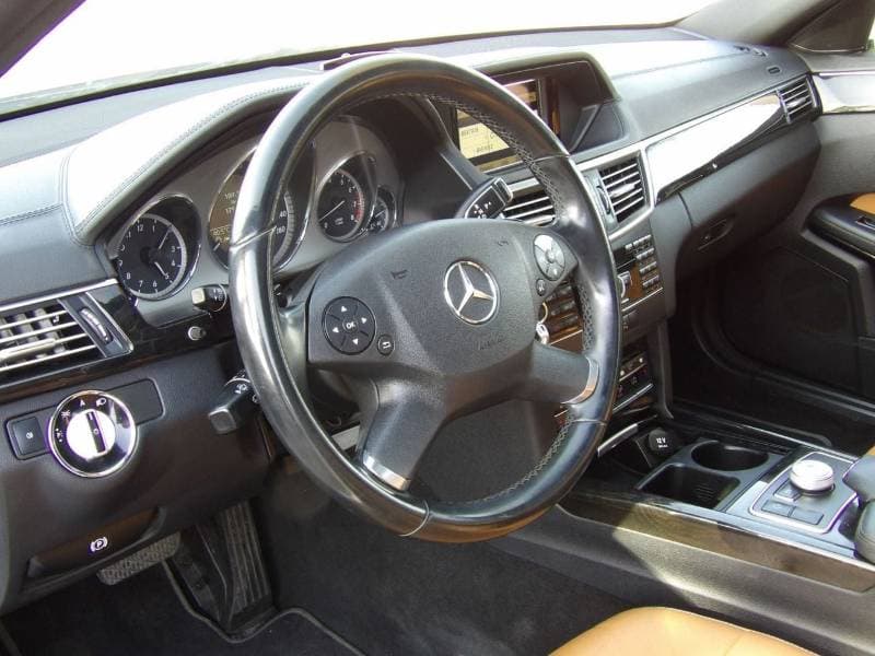 2010 Mercedes Benz E300 AVANTGARDE SPORT thumbnail 8