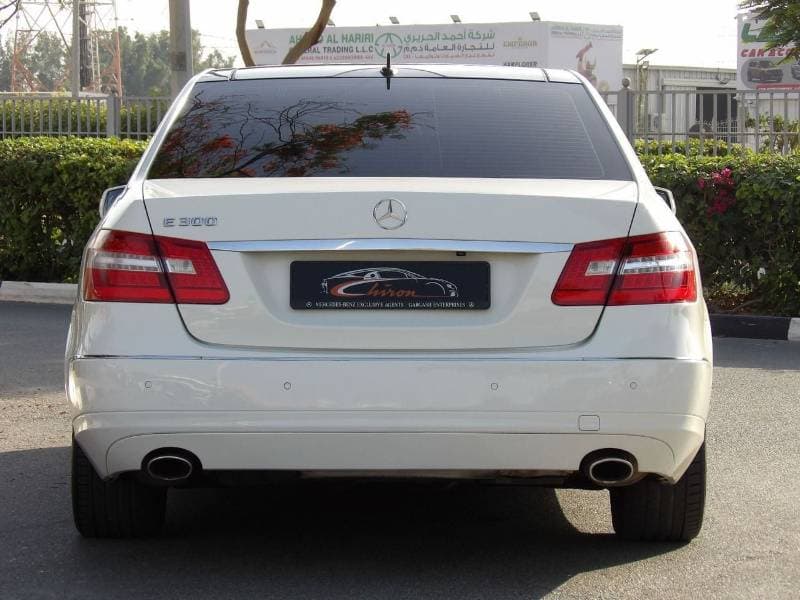2010 Mercedes Benz E300 AVANTGARDE SPORT thumbnail 6