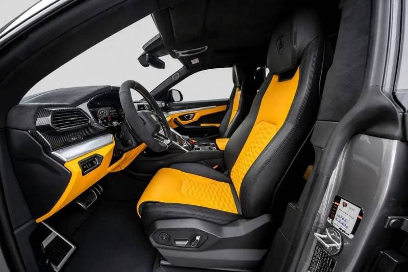 2021 Lamborghini Urus STANDARD thumbnail 8