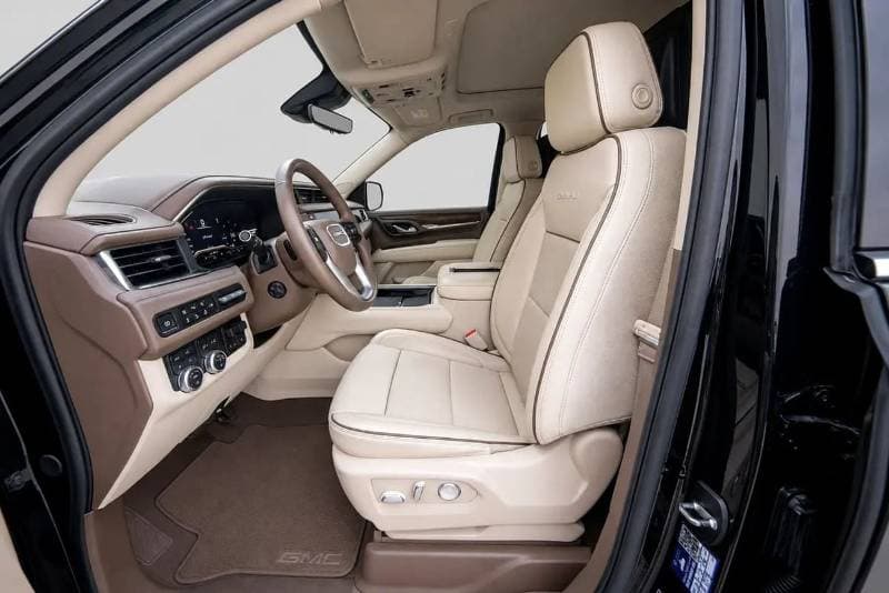 2024 GMC Yukon DENALI thumbnail 8
