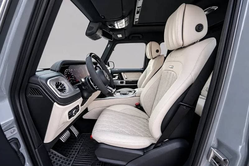 2025 Mercedes Benz G63 AMG thumbnail 5