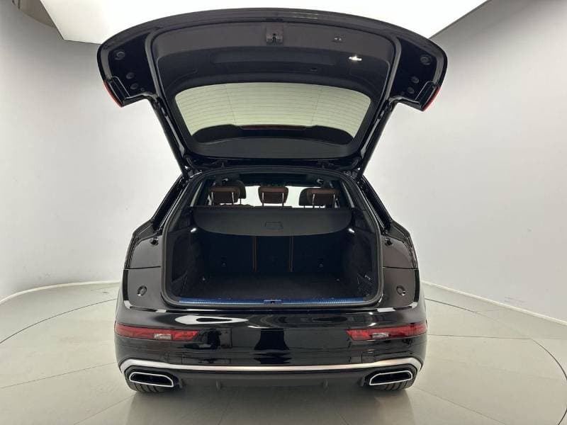 2024 Audi Q5 45 TFSI S LINE thumbnail 6