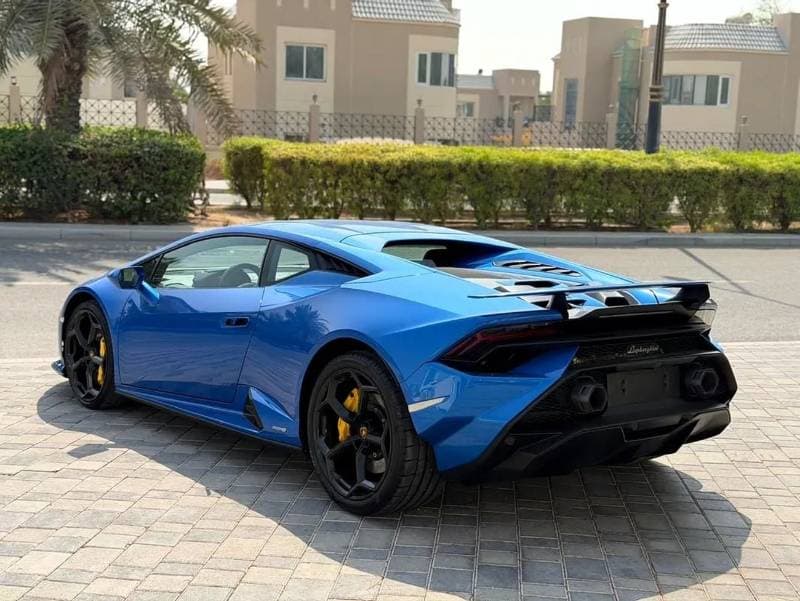 2023 Lamborghini Huracan TECNICA thumbnail 6