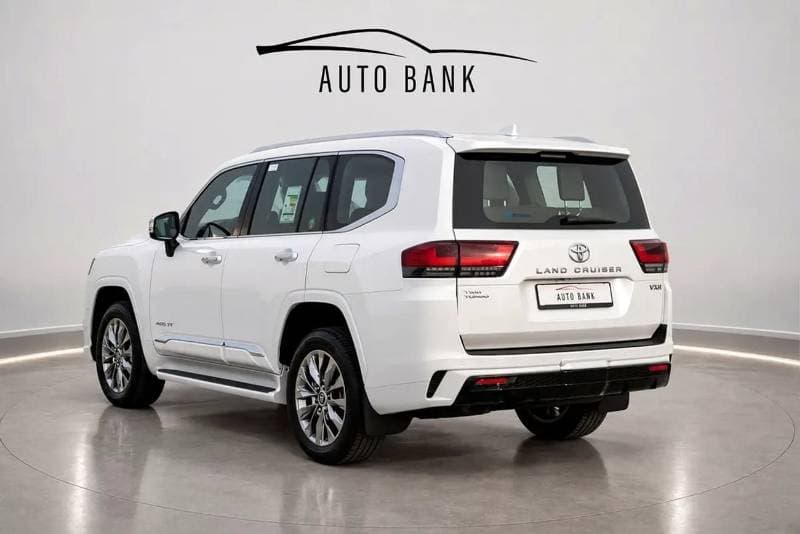 2026 Toyota Land Cruiser VXR thumbnail 6