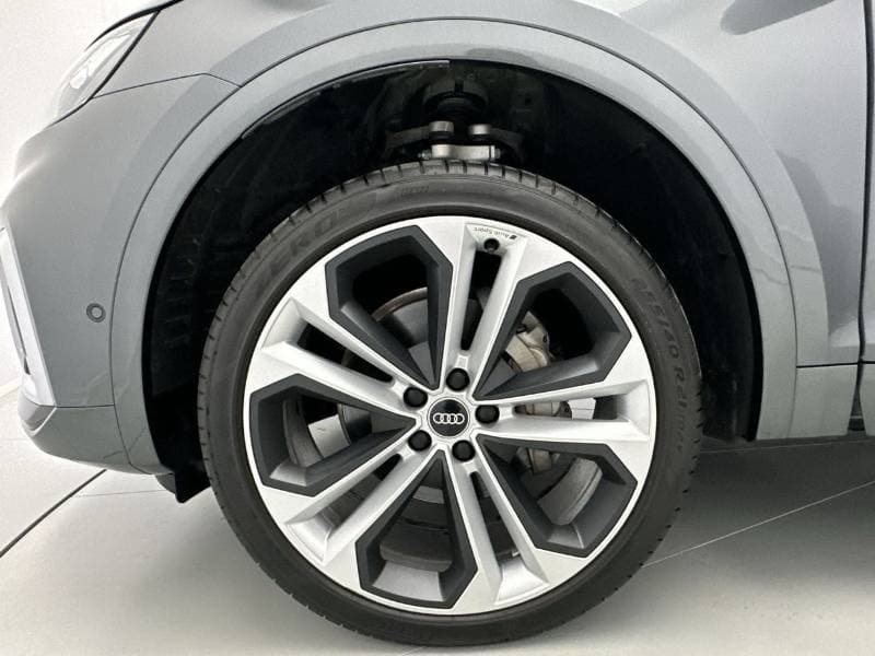 2024 Audi Q5 45 TFSI S LINE thumbnail 7