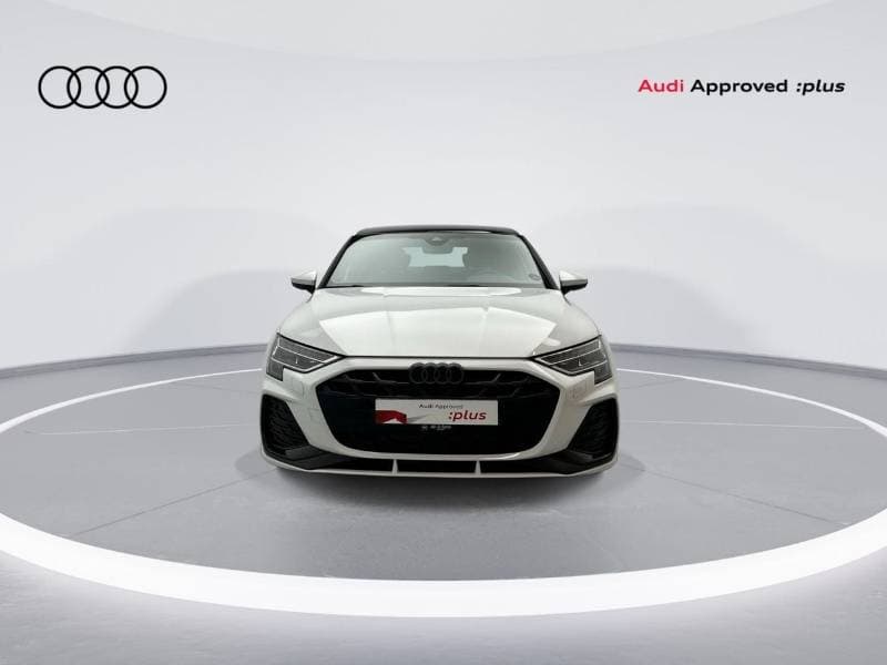 2025 Audi A3 35 TFSI thumbnail 3