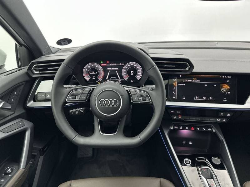2025 Audi A3 35 TFSI S LINE thumbnail 6