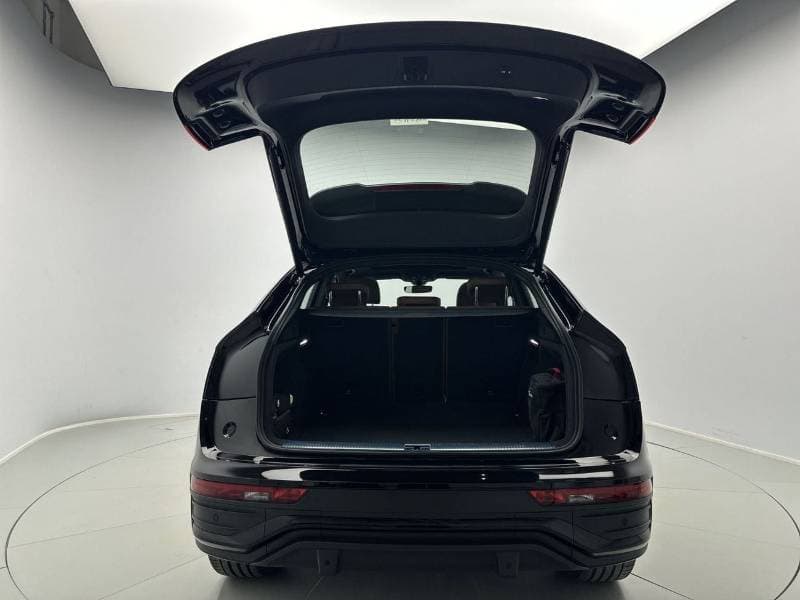 2024 Audi Q5 45 TFSI SPORTBACK S LINE thumbnail 5