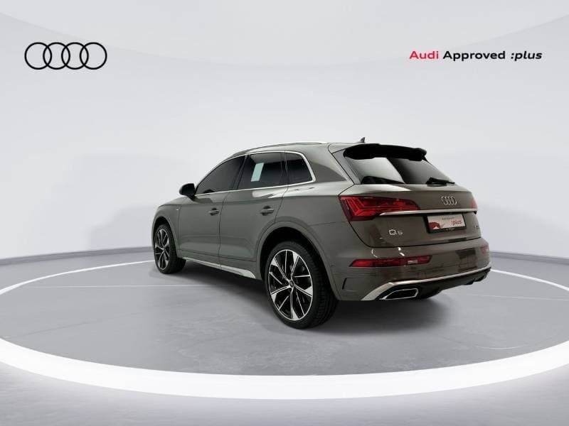 2024 Audi Q5 45 TFSI S LINE thumbnail 5