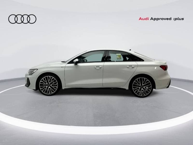 2025 Audi A3 35 TFSI thumbnail 2