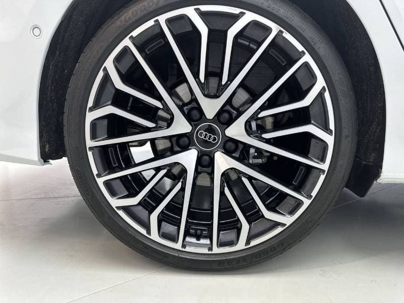2025 Audi A3 35 TFSI thumbnail 6