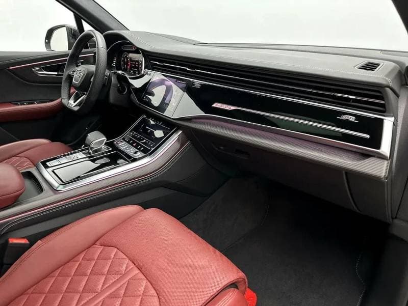 2025 Audi SQ7 STANDARD thumbnail 6