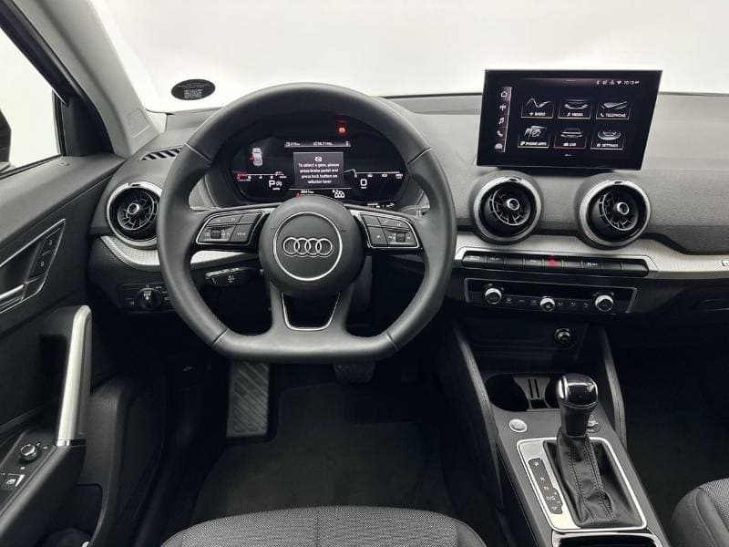 2025 Audi Q2 35 TFSI thumbnail 6