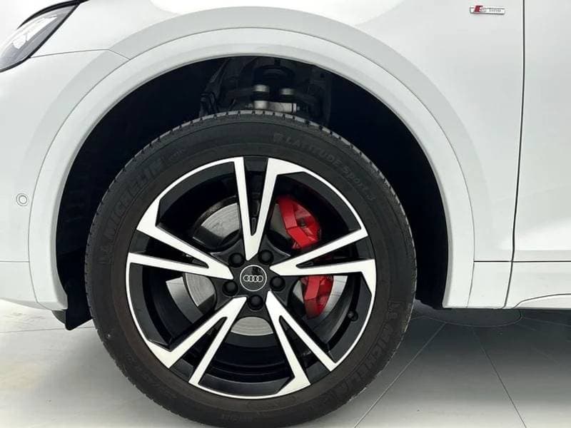 2023 Audi Q5 40 TFSI S LINE thumbnail 6