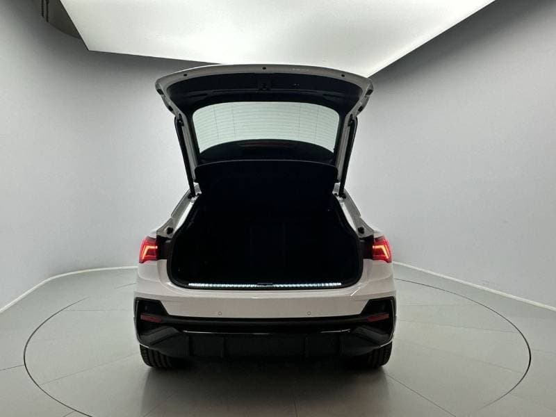 2025 Audi Q3 40 TFSI S LINE SPORTBACK thumbnail 5