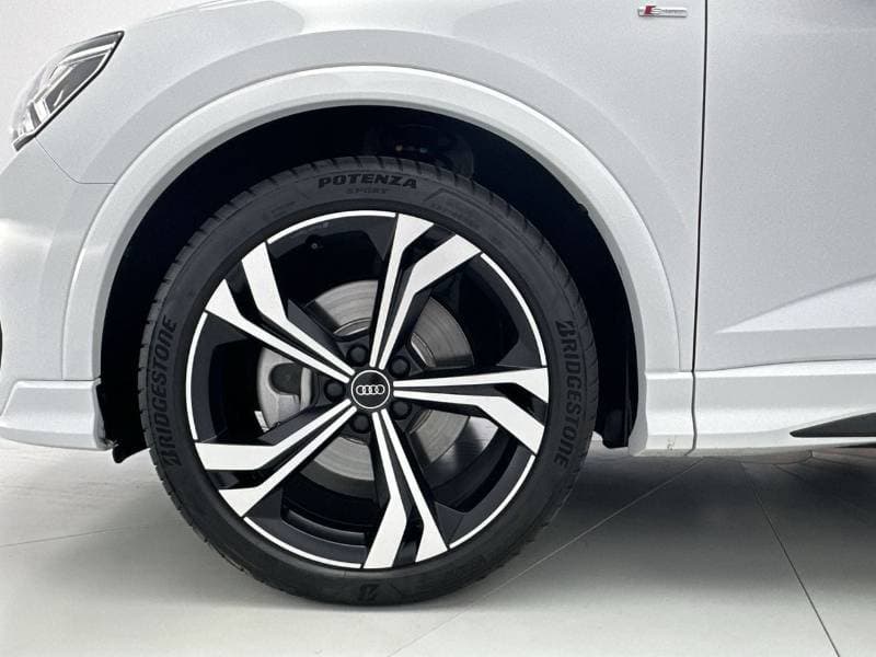2025 Audi Q3 40 TFSI S LINE SPORTBACK thumbnail 6